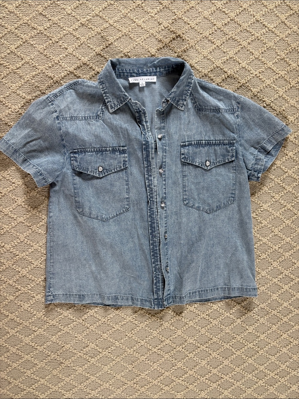 Jane & Delancey Button Down Short Sleeve Denim Shirt